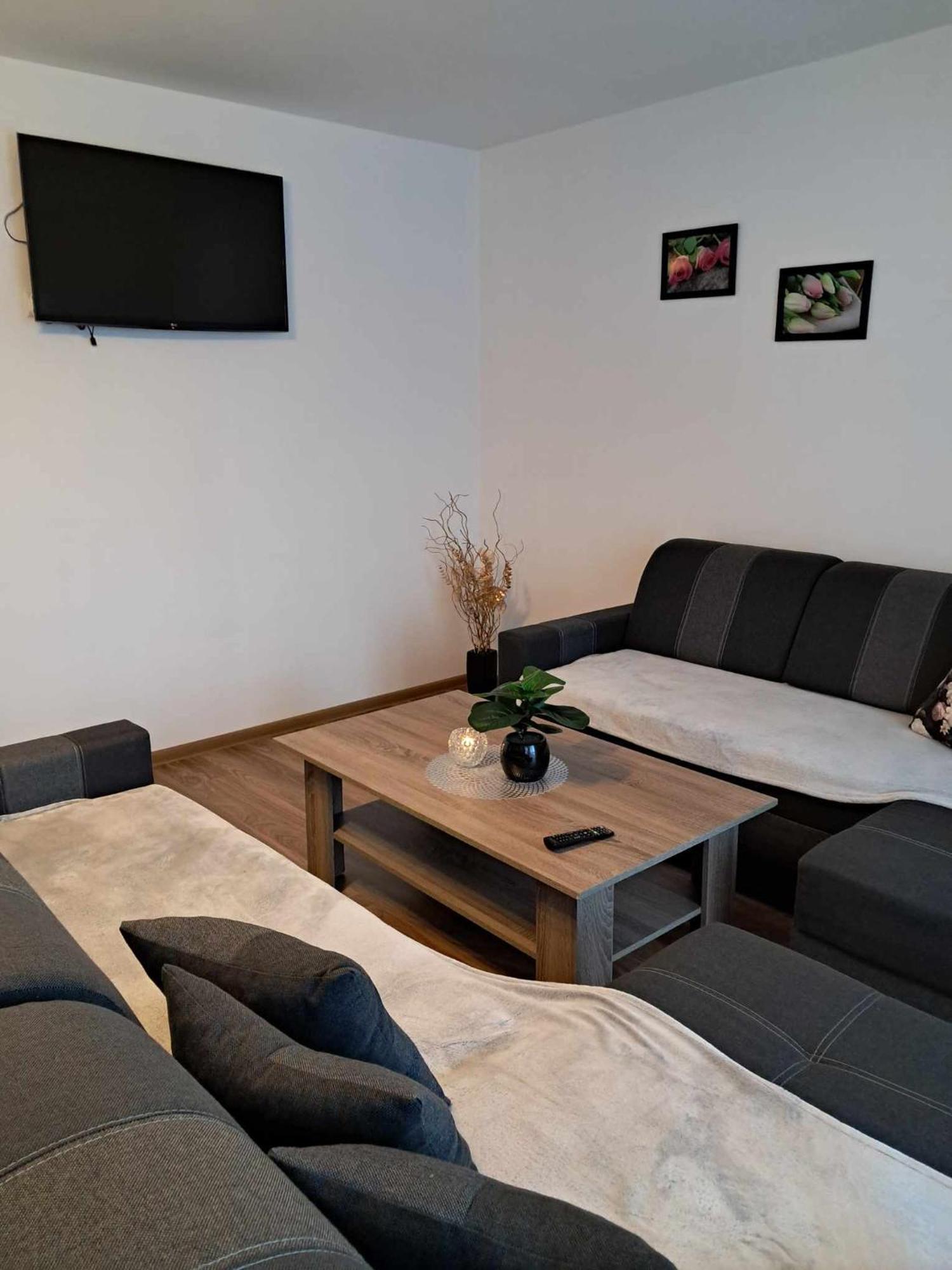 Apartmán Zakatek Pienin Grywald Exteriér fotografie